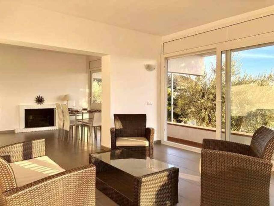 Amplio Apartamento Con Jardin En Almadrava Roses Exterior photo
