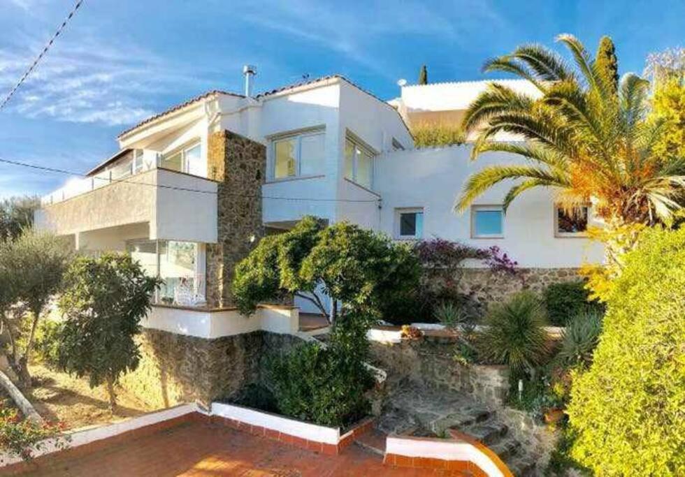 Amplio Apartamento Con Jardin En Almadrava Roses Exterior photo